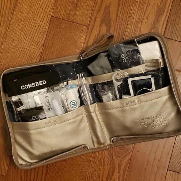 UNITED Polaris global first travel bundle - Picture 2 of 10